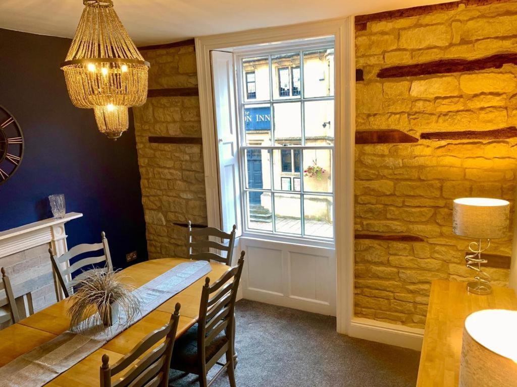 No1 Town House Villa Stamford Dış mekan fotoğraf